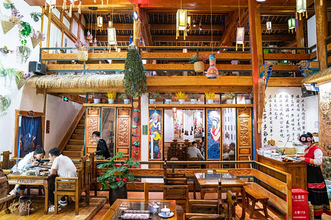 滇西王子·云南26民族风情美食餐厅(五一街店)旅游景点攻略图