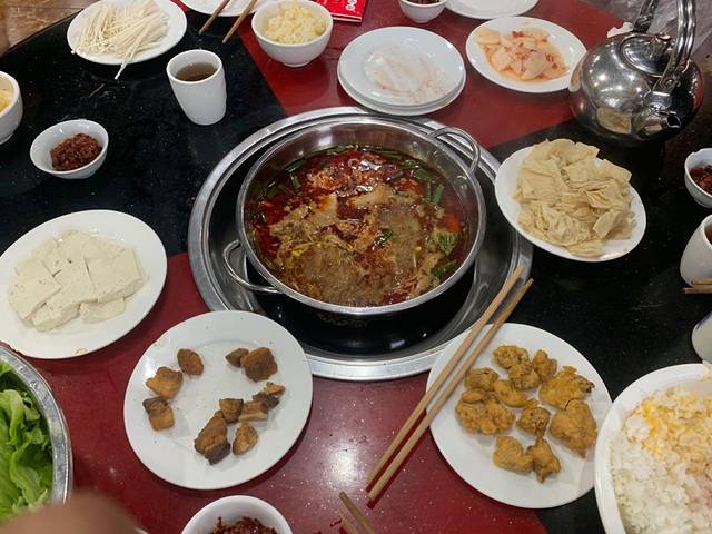 谭友芬豆豉火锅(美食文化街店)