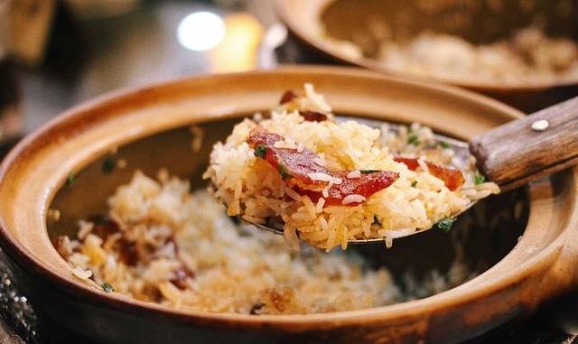 红星光发煲仔饭(文海店)