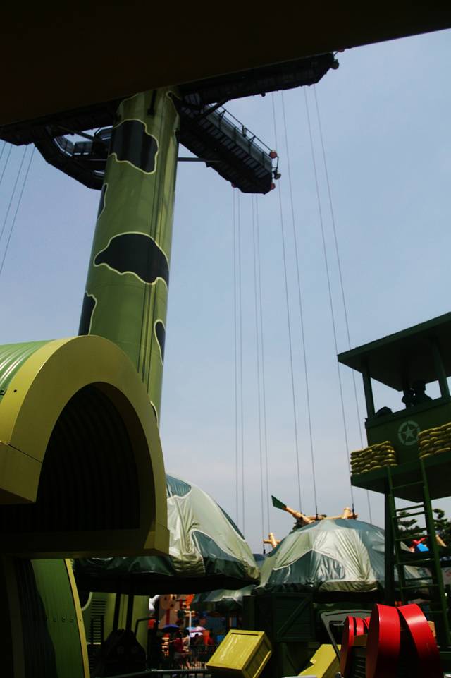 玩具兵团跳降伞