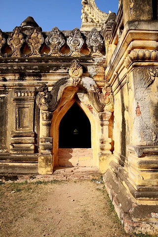 "...nzan Monastery ）保存得较为完整，黄色的墙面，精美的雕刻，颇有一番皇家大院的作派_马哈昂美寺"的评论图片