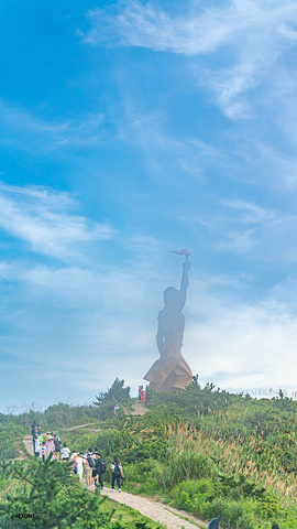 "若是想要体验更纯粹的海岛风情，可在此中转去东福山岛，返程时顺便在庙子湖岛逛逛。庙子湖岛是东极岛的主岛_庙子湖岛"的评论图片