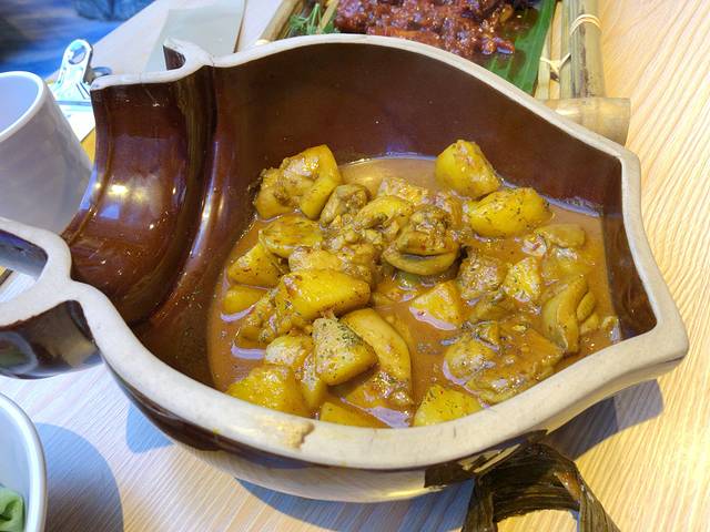 尹山湖露天广场