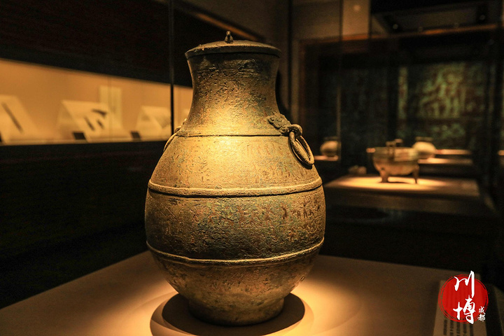 必须到当地的省博市博看一看四川省博物馆吸引我的不单单是每个场馆的