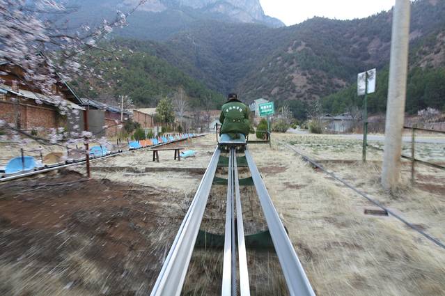 泸沽湖格姆女神山索道