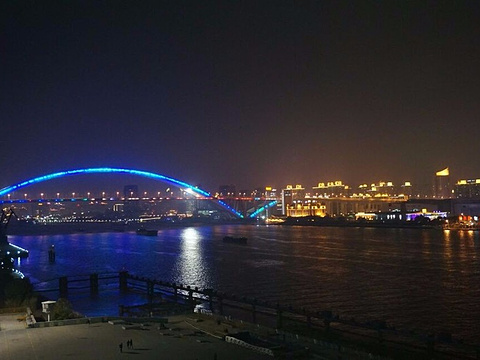 卢浦大桥旅游景点图片