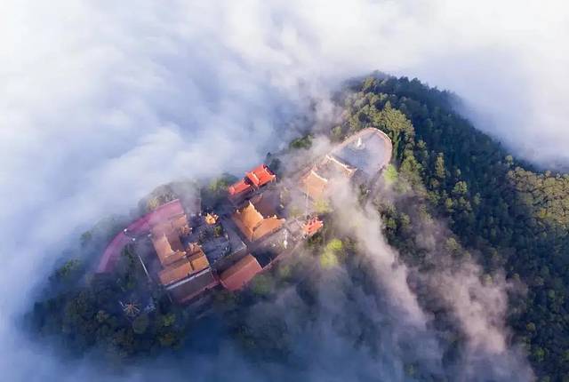 蓬壶百丈岩风景区