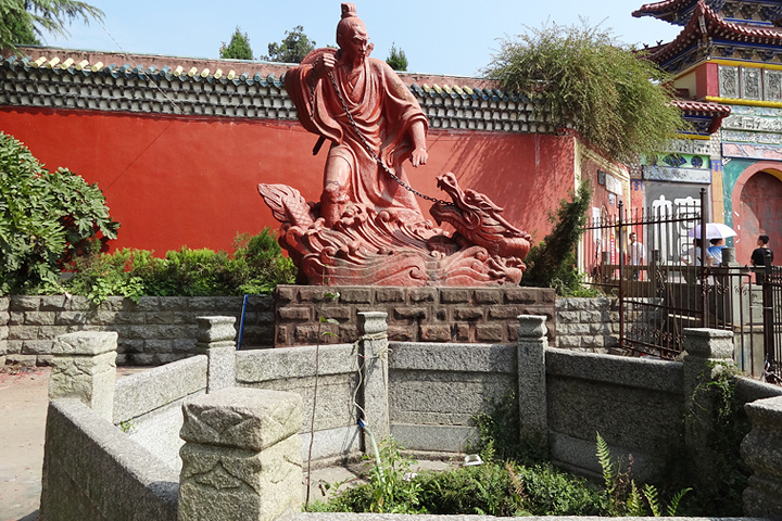 "南昌万寿宫是一座著名道教圣地，是为纪念江西的地方保护神—俗称“福主”菩萨的许真君而建。【门票】10元_万寿宫"的评论图片