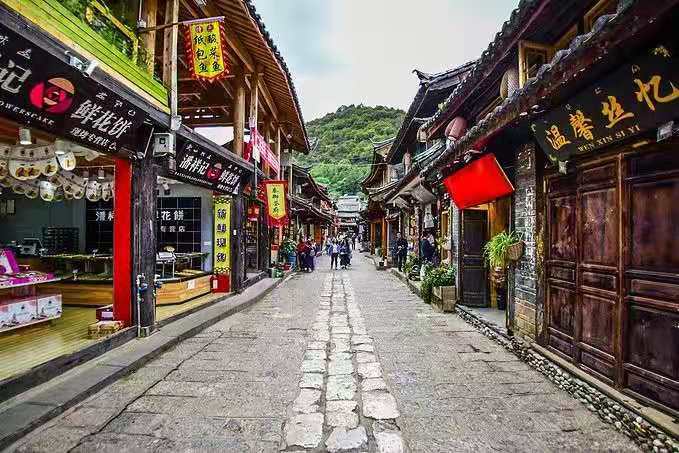 麗江的世外桃源束河古鎮麗江旅遊必須打卡