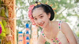 暑期哪里玩，就去西双版纳中缅第一寨勐景来，超多美女美景美食等你来