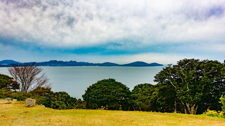 "位于能古岛上的能古岛海岛公园是岛上的必逛景点。在博多湾的中央，漂浮着一座自然风光独好的能古岛_能古岛"的评论图片