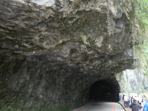 九曲洞隧道旅游景点图片
