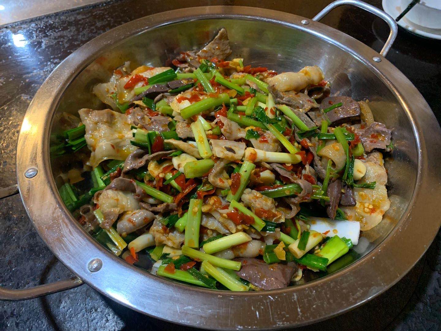 2023农家杀猪饭美食餐厅,另外单点了一份宫保鸡丁,鸡.【去哪儿攻略】