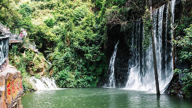 古龙峡大瀑布群