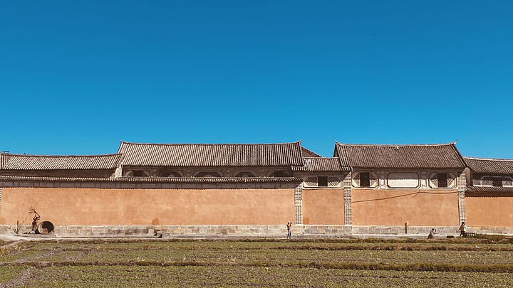 "第二站—— 喜洲 古镇（定位 喜洲 古镇停车场）喜洲 的白族建筑群，安静又舒服_喜洲"的评论图片