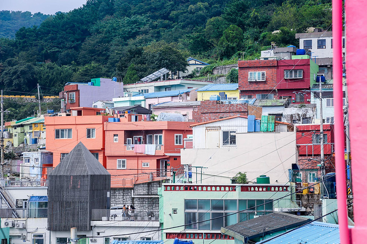 "更多的美景，还是需要你亲自过来感受。甘川文化村，现在已经成了很多文艺青年来 釜山 必打卡的景点之一_甘川文化村"的评论图片