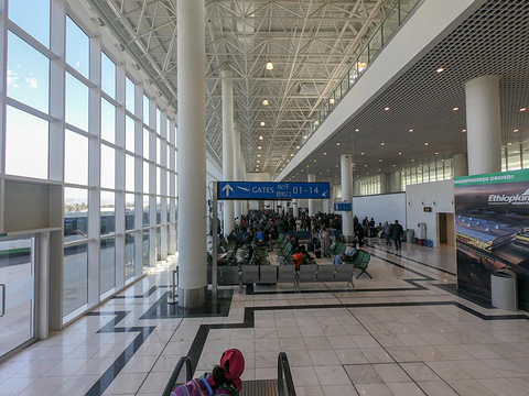 亚的斯亚贝巴博莱机场旅游景点图片