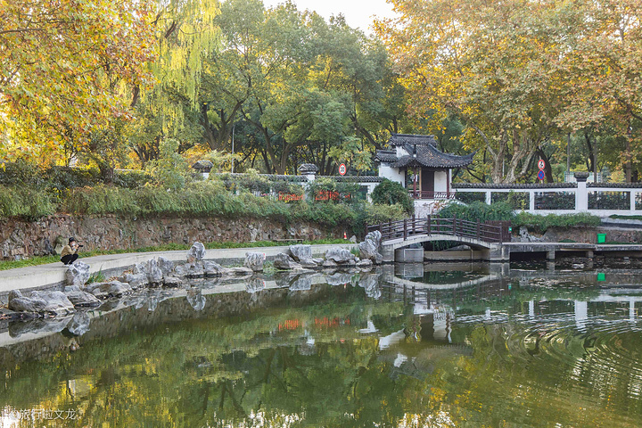 "范蠡湖公园，这里见证他和西施爱情的地方，当然要来这里一睹著名的历史古迹的公园，这个公园最独特之..._范蠡湖公园"的评论图片