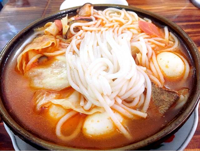 万博粉馆(铁路新苑店)