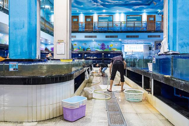 小海豚海鲜广场(三亚湾店)