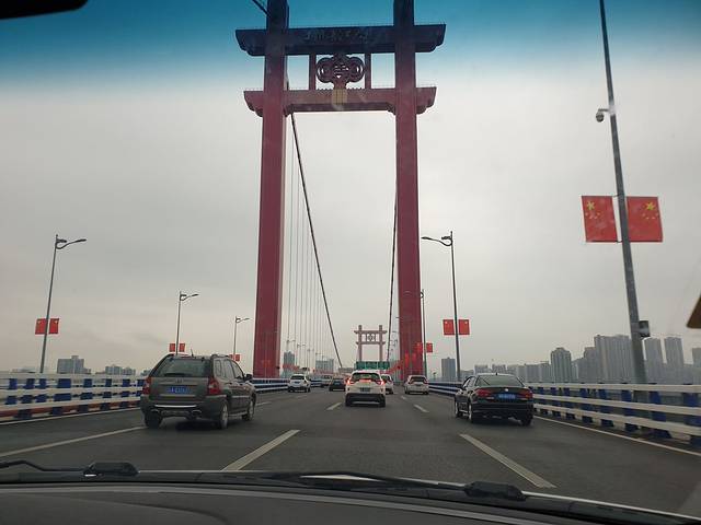 朝天门长江大桥