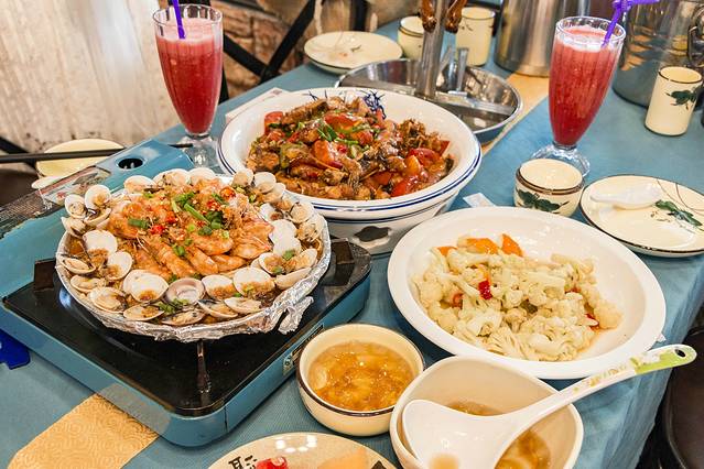 谢三姐金奖啤酒鱼私房菜店(西街店)