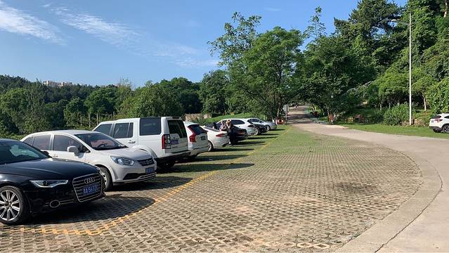 贵阳药用植物园