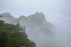 #发游记瓜分奖金#云雾缭绕的人间仙境，就在安徽天柱山