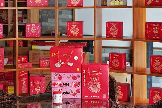 喜万年年嫁女饼(伦教总店)