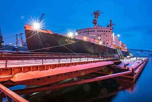 “列宁号”核动力破冰船