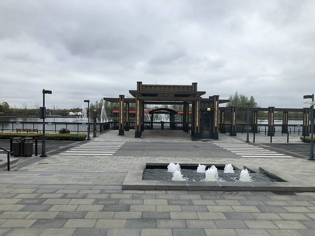 比斯特上海购物村