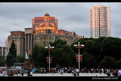 乌鲁木齐人民广场旅游景点攻略图