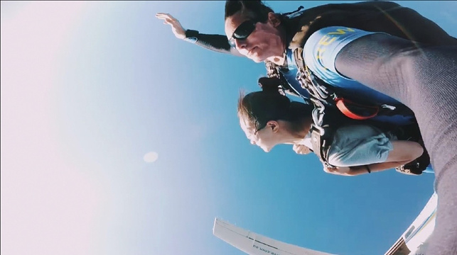 Skydive凯恩斯跳伞旅游景点图片