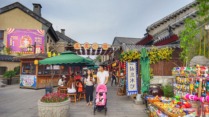 "...静安详，给 日照 又增添了一道靓丽的风景，来这里的日照本地人也非常多，所以一年四季都是很热闹的_东夷小镇"的评论图片