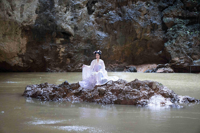 清遠旅遊,著一襲漢服,跟著漢服小姐姐遊山玩水,感受人間仙境!