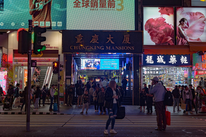 21香港游玩攻略 香港交通 住宿 行程 美食 购物攻略 香港注意事项 实用信息 去哪儿攻略