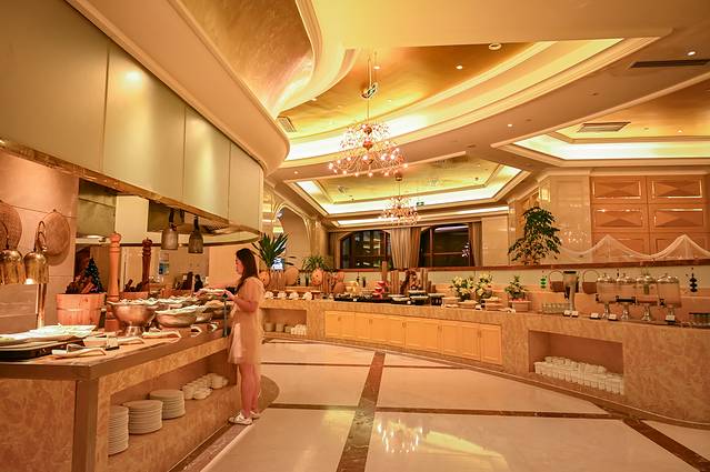 三亚唐拉雅秀酒店·西锦汇西餐厅