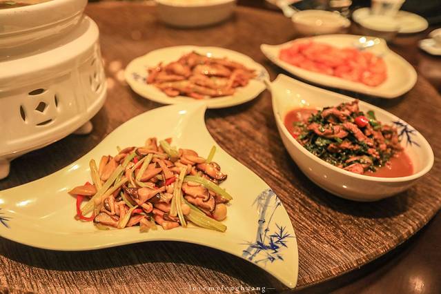 南山竹海遇·竹隐居·珍味堂