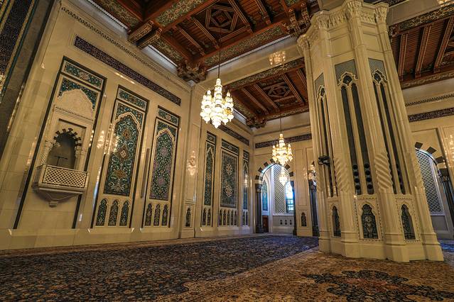 苏丹卡布斯大清真寺