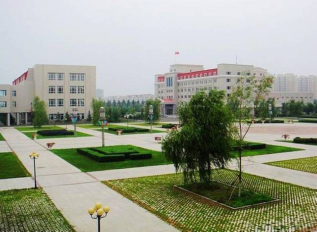 哈尔滨商业大学