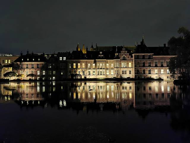 国会大厦与骑士楼