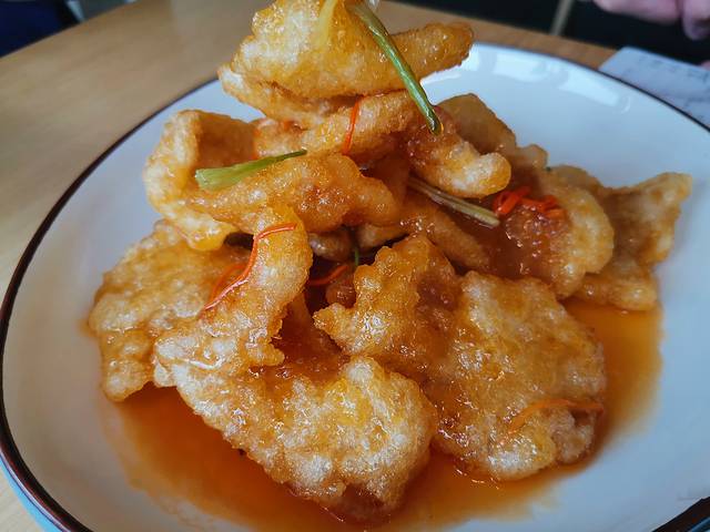 关东小磨东北菜(长风大悦城店)