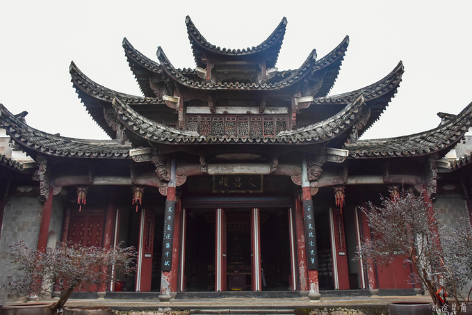 山水人文历史 c1581402c134ef8fa0041e3e95af6159.jpg_r_680x453x95_5bc5dad7.jpg