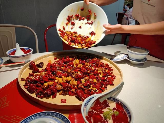 禄鼎记·多口味酸菜鱼(侨鑫店)