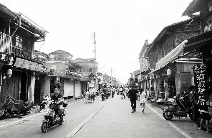 西街名店之亞佛潤餅皮西街名店之海絲金鳳西街名店之康莊滿煎糕(在