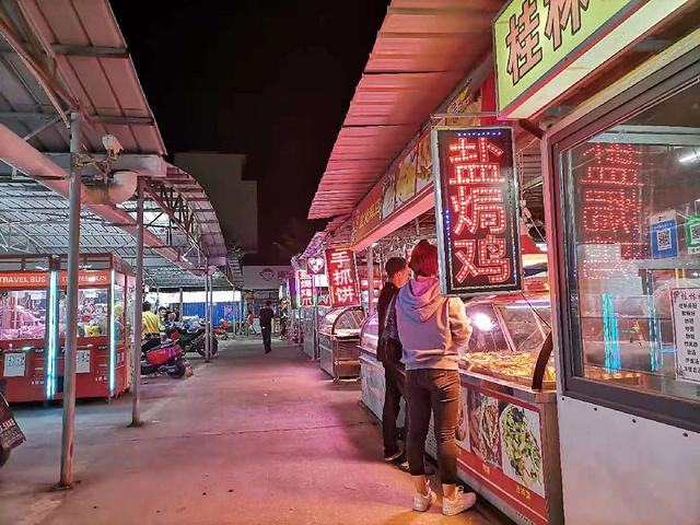 林旺夜市图片
