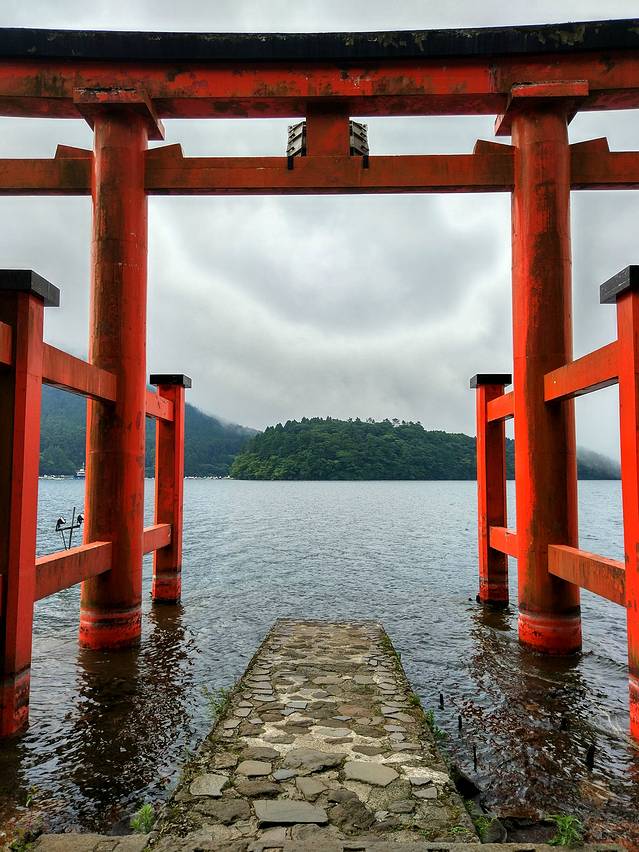 芦之湖海盗船（元箱根港）
