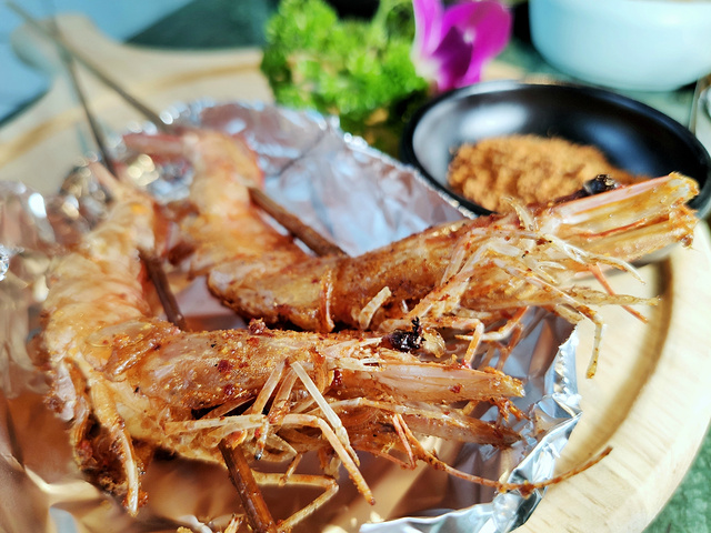 "“集渔”的泰国风味小吃可绝对值得一试哦。不得不说，在集渔点菜绝对会犯上选择障碍的，太多美食可以选择了_集渔·泰式海鲜火锅(太古里晶融汇店)"的评论图片