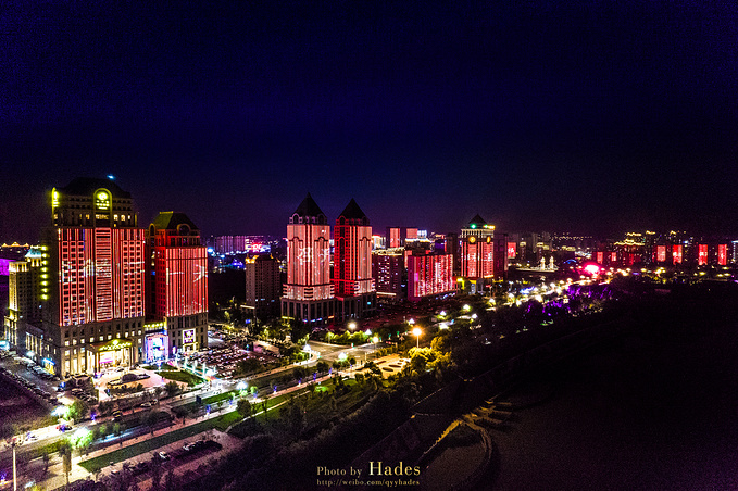 鄂尔多斯夜景图片