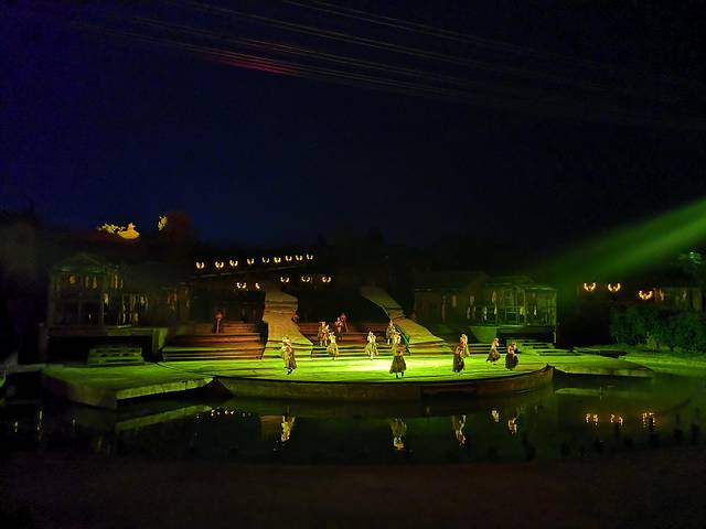 安哈彝寨仙人洞